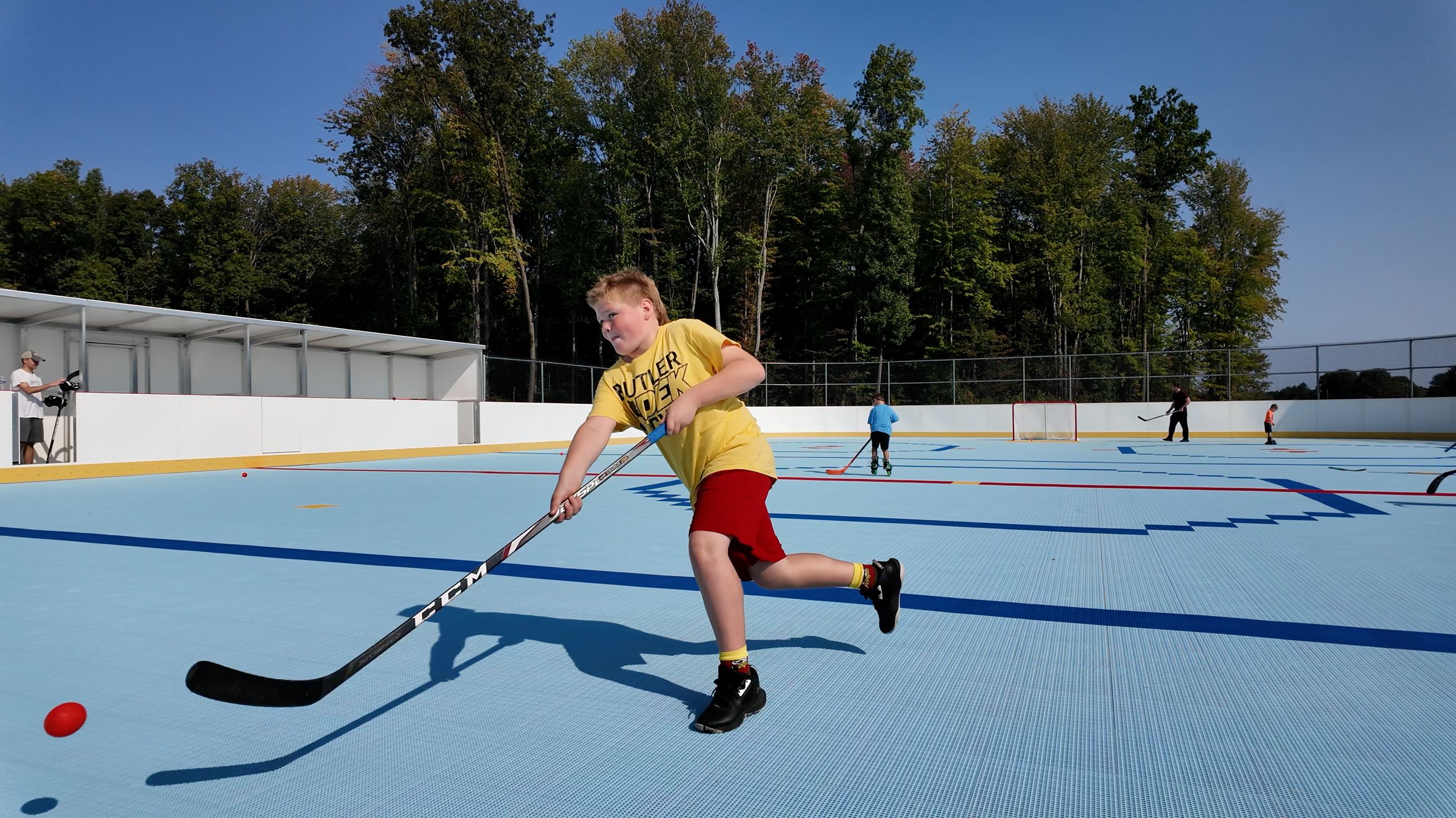 Deck Hockey Reels HORIZONTAL.00_00_07_05.Still009